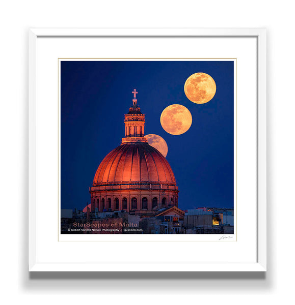 Moonrise Valletta