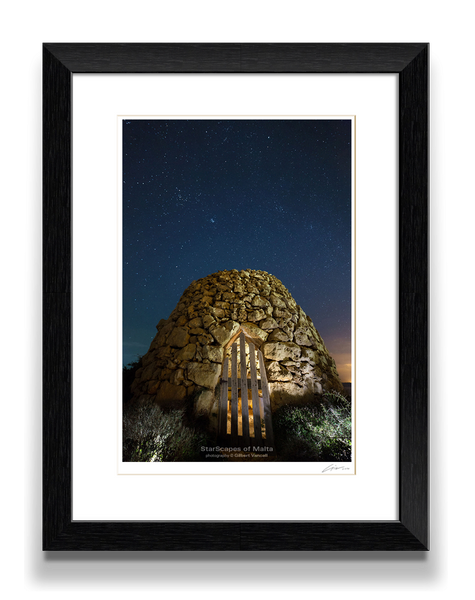 Girna with Wooden Gate