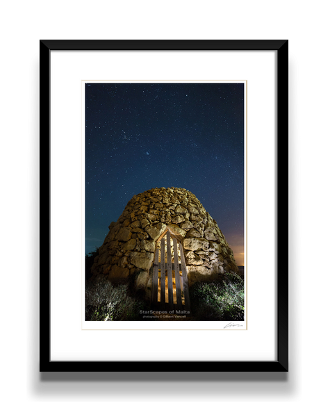 Girna with Wooden Gate