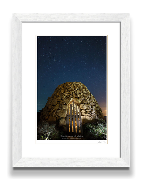 Girna with Wooden Gate