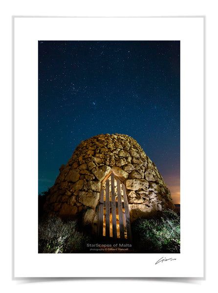 Girna with Wooden Gate