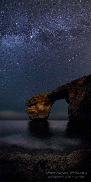 Perseid meteor over the Azure Window