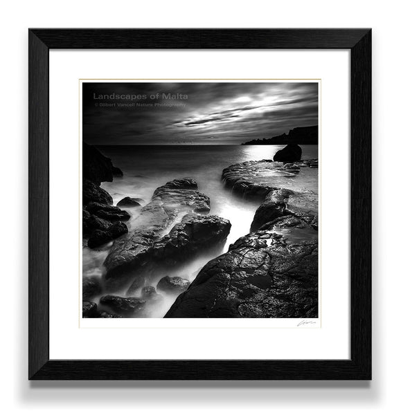 What stands still is revealed