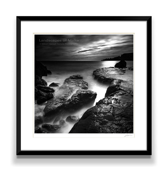 What stands still is revealed