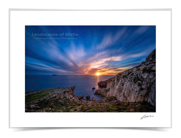 Sunset near Għar Lapsi