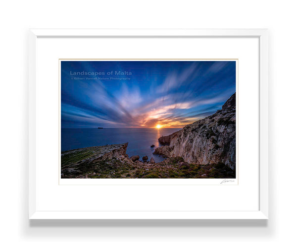 Sunset near Għar Lapsi