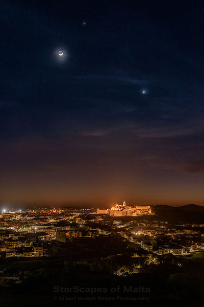 Moon, Mars & Venus triangle over the Cittadella