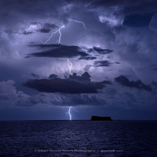 Lightning over Filfla I